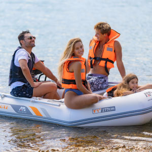 BOAT-A-DELUXE-